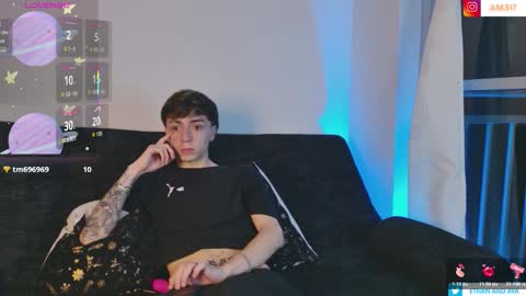 Snapshot of ethan_and_ava chatting on 19, 1, 2026 ethan and ava online show from 19, 1, 2026