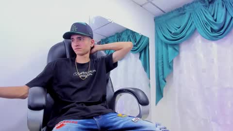 Snapshot of ethan_boy_ chatting on 21, 12, 2024 Ethan online show from 21, 12, 2024