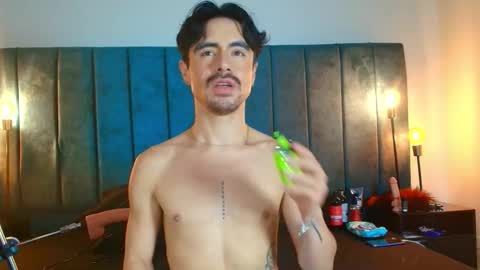 ethan  online show from 28, 3, 2026