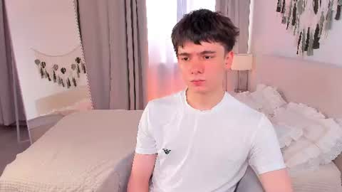 Snapshot of ethan_crowe chatting on 13, 7, 2026 Ethan online show from 13, 7, 2026