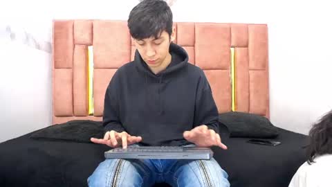 Snapshot of ethan_grayy chatting on 29, 7, 2026 NATE online show from 29, 7, 2026