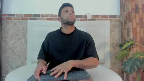 Snapshot of ethan_helmut chatting on 3, 12, 2024 ethan helmut online show from 3, 12, 2024