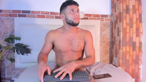 Snapshot of ethan_helmut chatting on 11, 1, 2025 ethan helmut online show from 11, 1, 2025