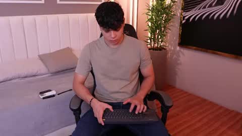 ethan_occonor online show from 23, 10, 2025