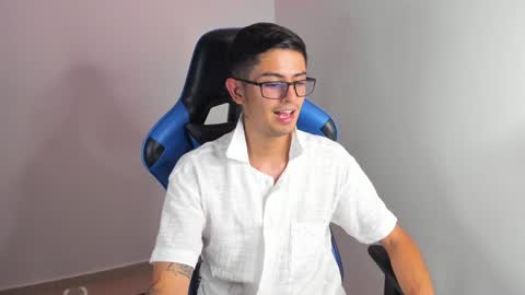 Snapshot of ethan_sai01 chatting on 1, 2, 2025 ETHAN SAI online show from 1, 2, 2025