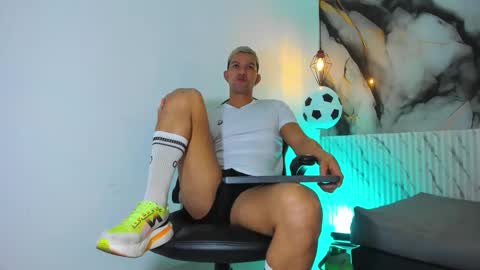 Snapshot of ethancarter_ chatting on 11, 6, 2026 ethancarter_ online show from 11, 6, 2026