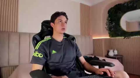 ethanlowell online show from 18, 3, 2026