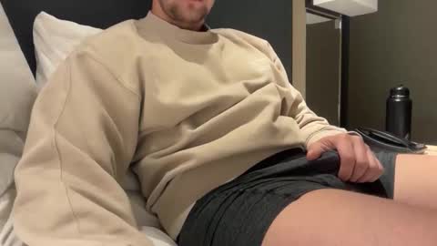 Snapshot of eu_dude chatting on 25, 11, 2025 eu_dude online show from 25, 11, 2025