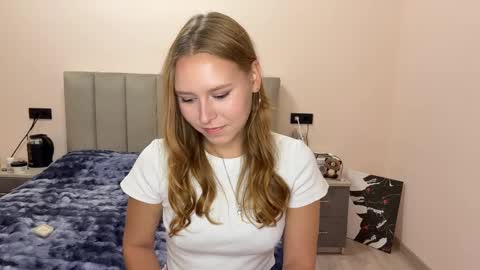 Snapshot of eugenierickel chatting on 13, 5, 2026 Alice online show from 13, 5, 2026
