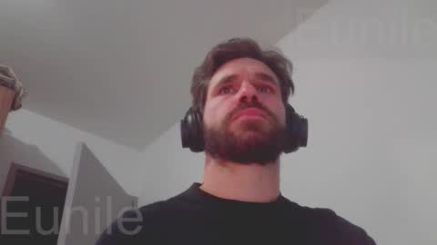 eunile online show from 5, 10, 2025