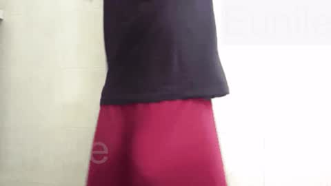 eunile online show from 14, 12, 2025