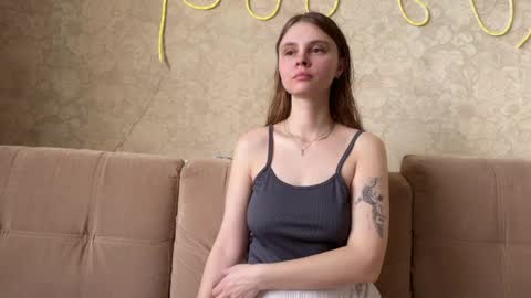 Snapshot of eva_calvin chatting on 1, 4, 2026 Eva Calvin online show from 1, 4, 2026