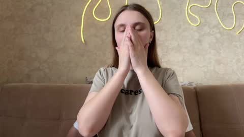 Snapshot of eva_calvin chatting on 15, 4, 2026 Eva Calvin online show from 15, 4, 2026