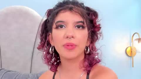 Eva  online show from 30, 6, 2026
