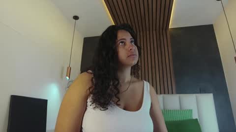 Snapshot of eva_daemon chatting on 10, 5, 2026 EVA DAEMON online show from 10, 5, 2026