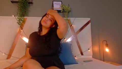 Snapshot of eva_daemon chatting on 17, 5, 2026 EVA DAEMON online show from 17, 5, 2026