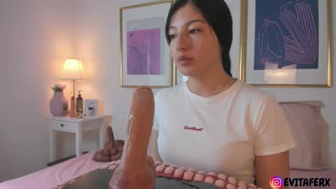 Snapshot of eva_depp chatting on 24, 9, 2025 Evaa Depp online show from 24, 9, 2025