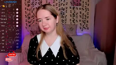 Snapshot of eva_greys chatting on 1, 12, 2025 Eva online show from 1, 12, 2025