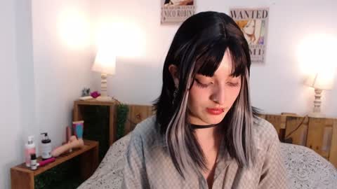 E V A online show from 7, 12, 2024