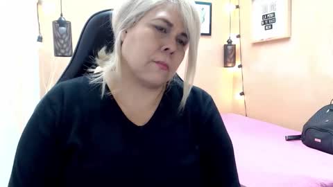 eva_love49 online show from 6, 11, 2025