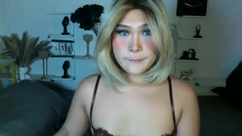 Queen Eva Mazikeen online show from 14, 4, 2026