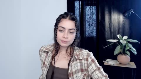 Snapshot of eva_monn chatting on 17, 12, 2024 eva_monn online show from 17, 12, 2024