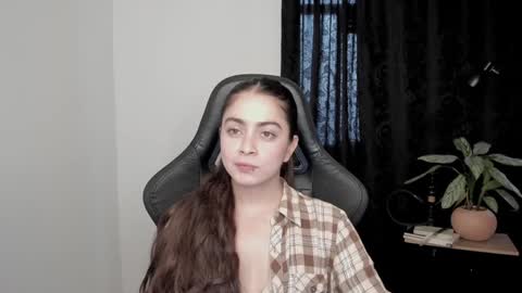 Snapshot of eva_monn chatting on 21, 12, 2024 eva_monn online show from 21, 12, 2024