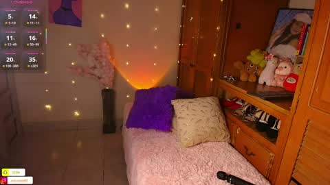 Snapshot of eva_rosse69 chatting on 8, 4, 2026 Eva online show from 8, 4, 2026