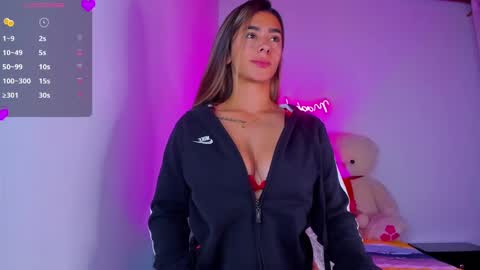 Eva Shinee online show from 20, 1, 2025