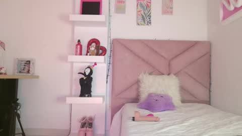 Eva Sin online show from 17, 3, 2026