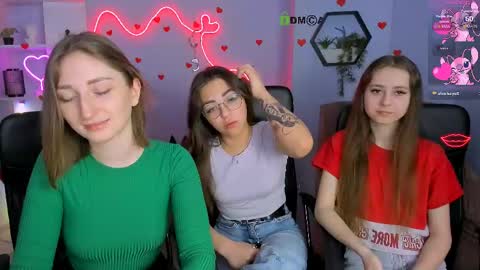Snapshot of eva_smiith_ chatting on 17, 4, 2026 Eva online show from 17, 4, 2026