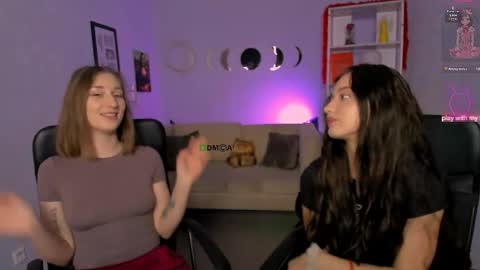 Snapshot of eva_smiith_ chatting on 18, 5, 2026 Eva online show from 18, 5, 2026
