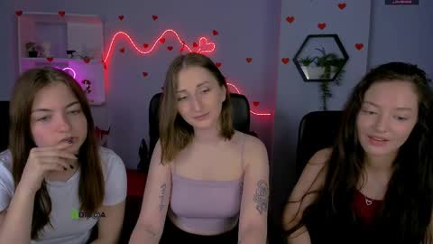 Snapshot of eva_smiith_ chatting on 20, 5, 2026 Eva online show from 20, 5, 2026