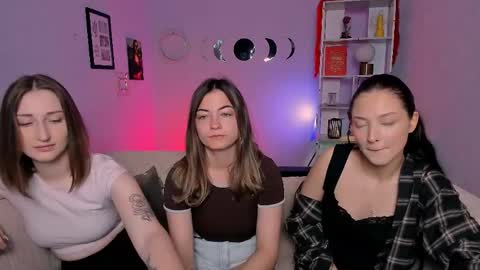 Snapshot of eva_smiith_ chatting on 25, 5, 2026 Eva online show from 25, 5, 2026