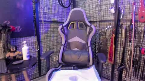 Snapshot of evaa_bdsm chatting on 21, 4, 2026 EVA INDEPENDENT MODEL online show from 21, 4, 2026