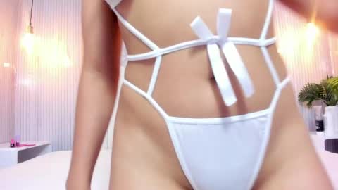 Snapshot of evaa_honey chatting on 17, 5, 2026 evaa_honey online show from 17, 5, 2026