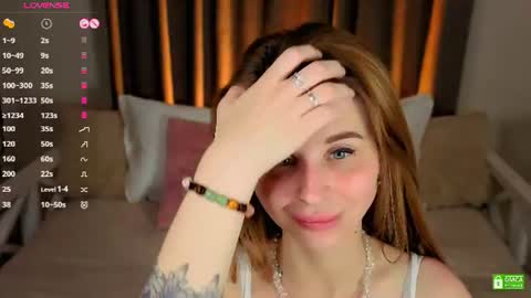 Snapshot of evaaa_ro chatting on 18, 6, 2026 Eva. OFFICAL PAGE MARI CLARK online show from 18, 6, 2026