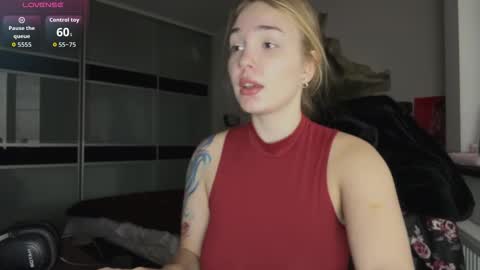 Snapshot of evacarter1 chatting on 16, 10, 2025 evacarter1 online show from 16, 10, 2025