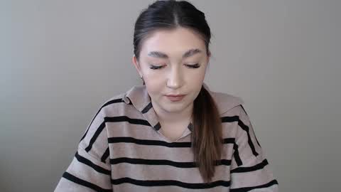 Evachaturbatte online show from 15, 4, 2026