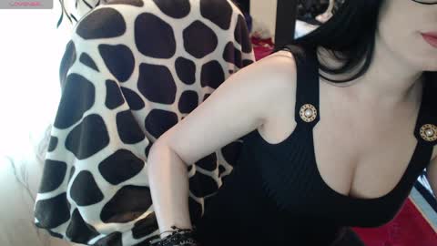 Snapshot of evadream1 chatting on 27, 3, 2026 EVADREAM online show from 27, 3, 2026