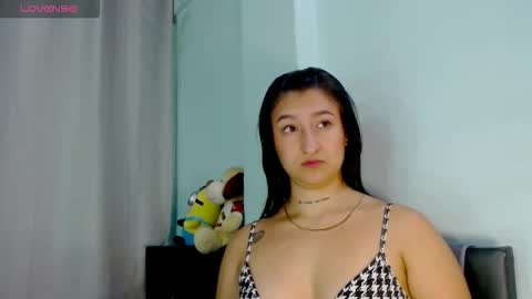 Evah Lee online show from 3, 3, 2026