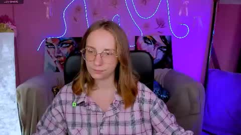 Snapshot of evalora_vei chatting on 8, 7, 2026 evalora online show from 8, 7, 2026