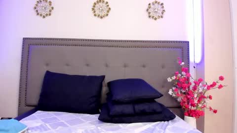 Snapshot of evaloviaa_ chatting on 18, 4, 2026 Eva online show from 18, 4, 2026