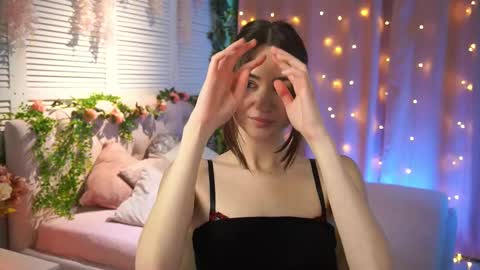 Eva online show from 6, 3, 2025