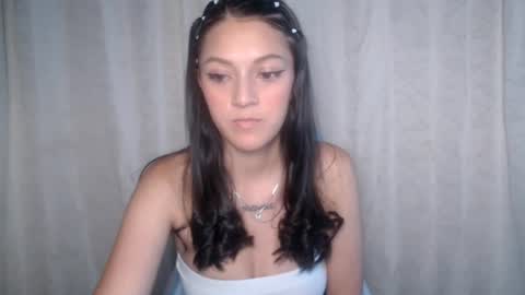 Snapshot of evangeline_petite chatting on 11, 6, 2026 eva online show from 11, 6, 2026