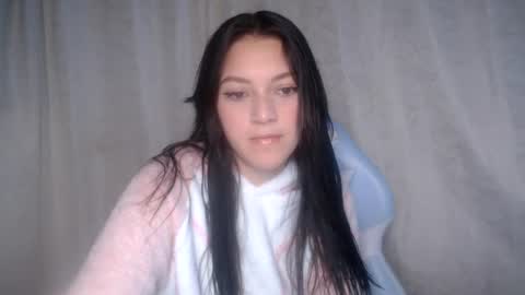 Snapshot of evangeline_petite chatting on 16, 6, 2026 eva online show from 16, 6, 2026