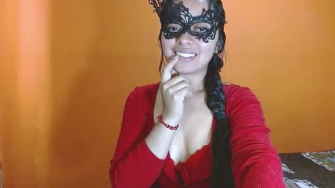 Snapshot of evangelinne_01 chatting on 24, 11, 2025 evangelinne_01 online show from 24, 11, 2025