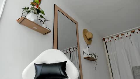 Snapshot of evans_king chatting on 1, 10, 2025 Evan online show from 1, 10, 2025