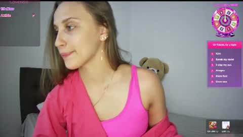 evarenard_ online show from 21, 7, 2026