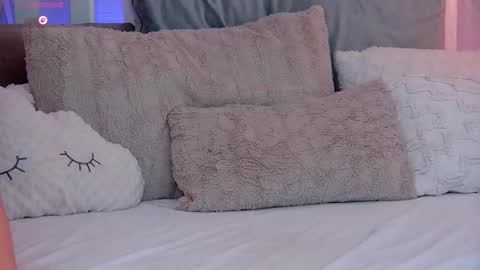 Snapshot of evareyss chatting on 9, 3, 2026 evareyss online show from 9, 3, 2026